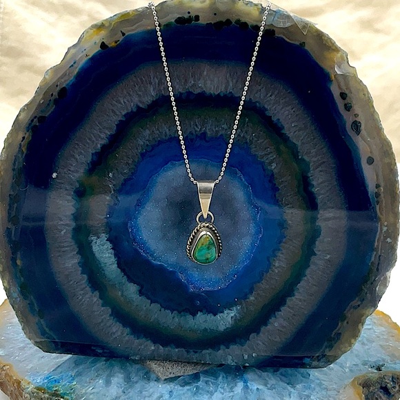 18”Sterling Silver Silver Chain Necklace With Sterling Silver Turquoise Pendant - Picture 4 of 8